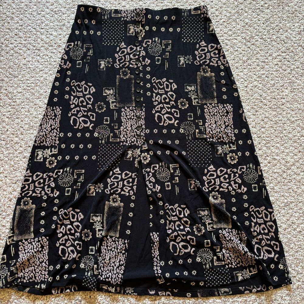 Briggs Large/Petite Women's Floral/Animal Print Faux Button Skirt